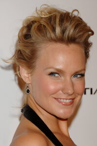 Laura Allen