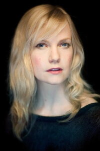 Laura Harris