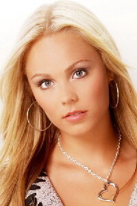 Laura Vandervoort