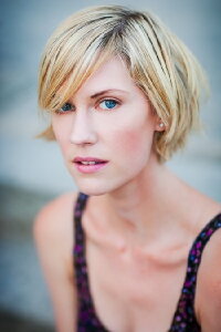 Lauren Lee Smith
