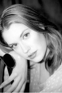 Lauren Lee Smith