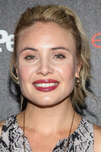 Leah Pipes