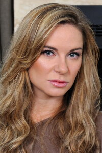 Lee-Anne Summers