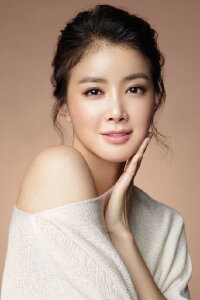 Lee Si-young