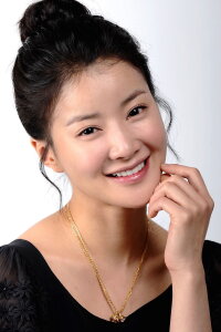 Lee Si-young