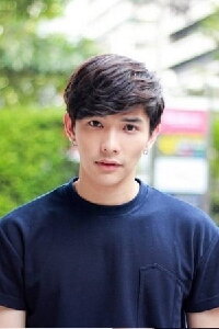 Lee Thanat Lowkhunsombat