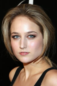 Leelee Sobieski
