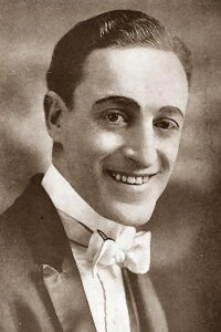 Leo White