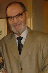 Leonardo Villar