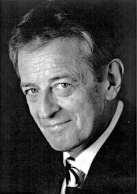 Lewis Fiander