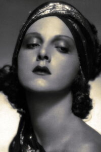 Lia Torá
