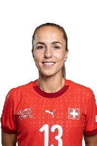 Lia Wälti