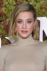 Lili Reinhart