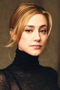 Lili Reinhart