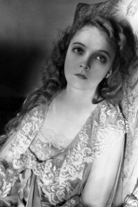 Lillian Gish