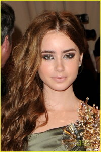 Lily Collins