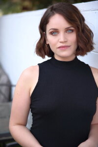 Lindsay Pearce