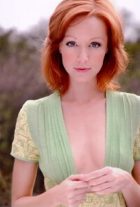 Lindy Booth