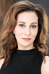 Lisa Summers