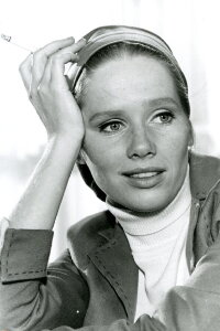 Liv Ullmann