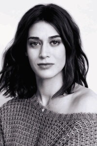 Lizzy Caplan