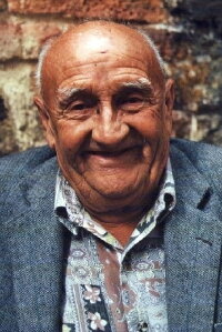 Llàtzer Escarceller