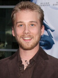 Lou Taylor Pucci