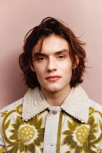 Louis Partridge