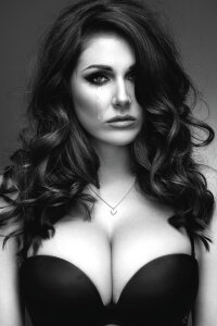 Lucy Pinder