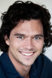 Luke Arnold