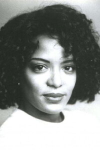 Luna Lauren Vélez
