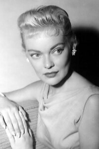Lyn Thomas