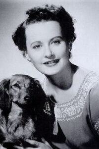Lynne Carver