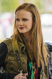 Mackenzie Lintz