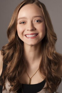 Madeleine Arthur