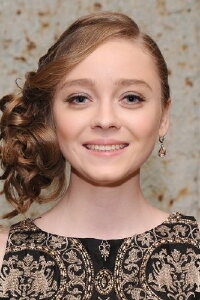Madeleine Arthur