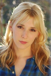 Madelyn Deutch