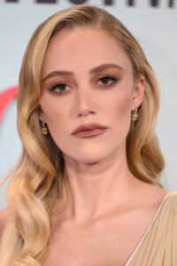 Maika Monroe