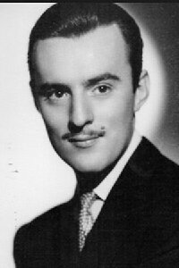 Manolo Fábregas