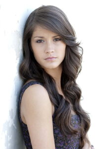 Mariah Buzolin 