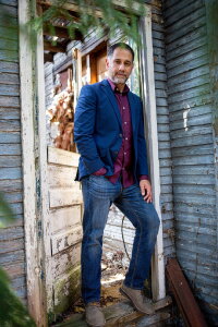 Mark D Valenti