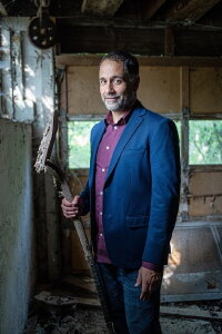 Mark D Valenti