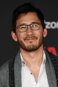 Mark Fischbach