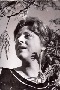 Mary Aroni