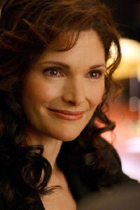 Mary Elizabeth Mastrantonio