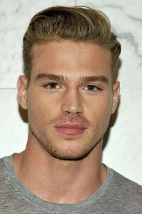 Matthew Noszka
