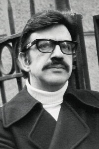 Menis Koumantareas