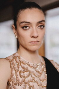 Merve Dizdar