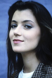 Mia Sara