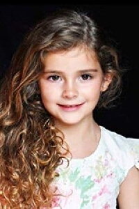 Mia Thibodeaux